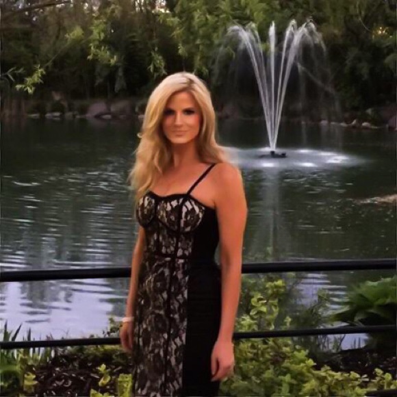 Meet your Posher, Marybeth - Picture 3 of 3